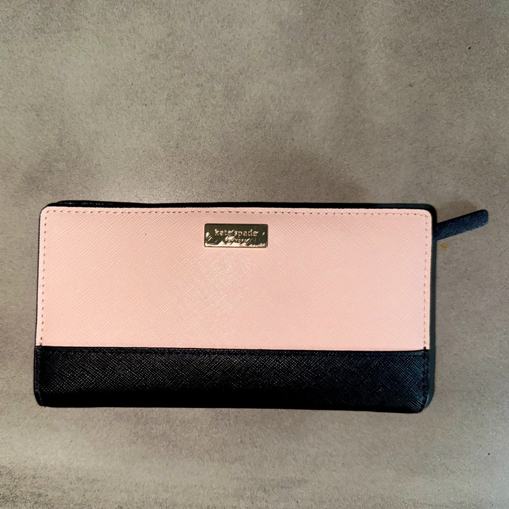 Kate spade slim bifold wallet - barely used